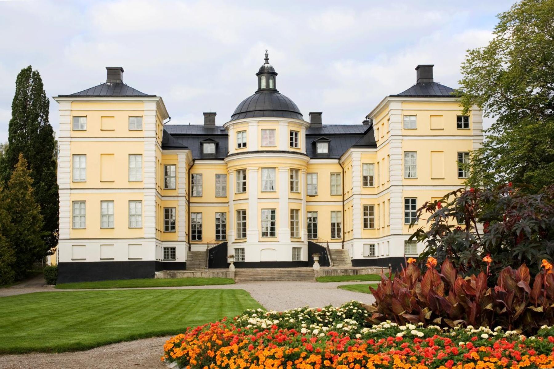 Finspang Slott Hotel Exterior photo